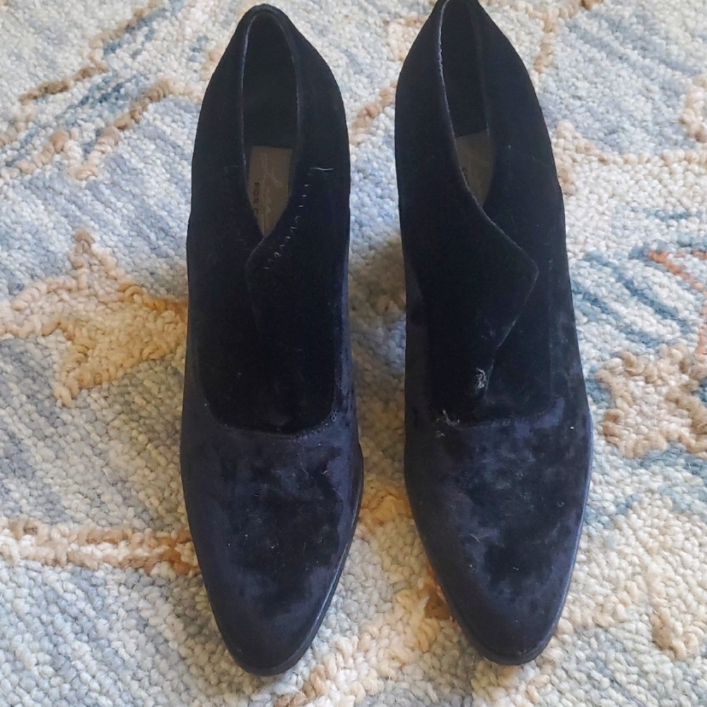 Elegant Black Women's Velvet Booties Size 10